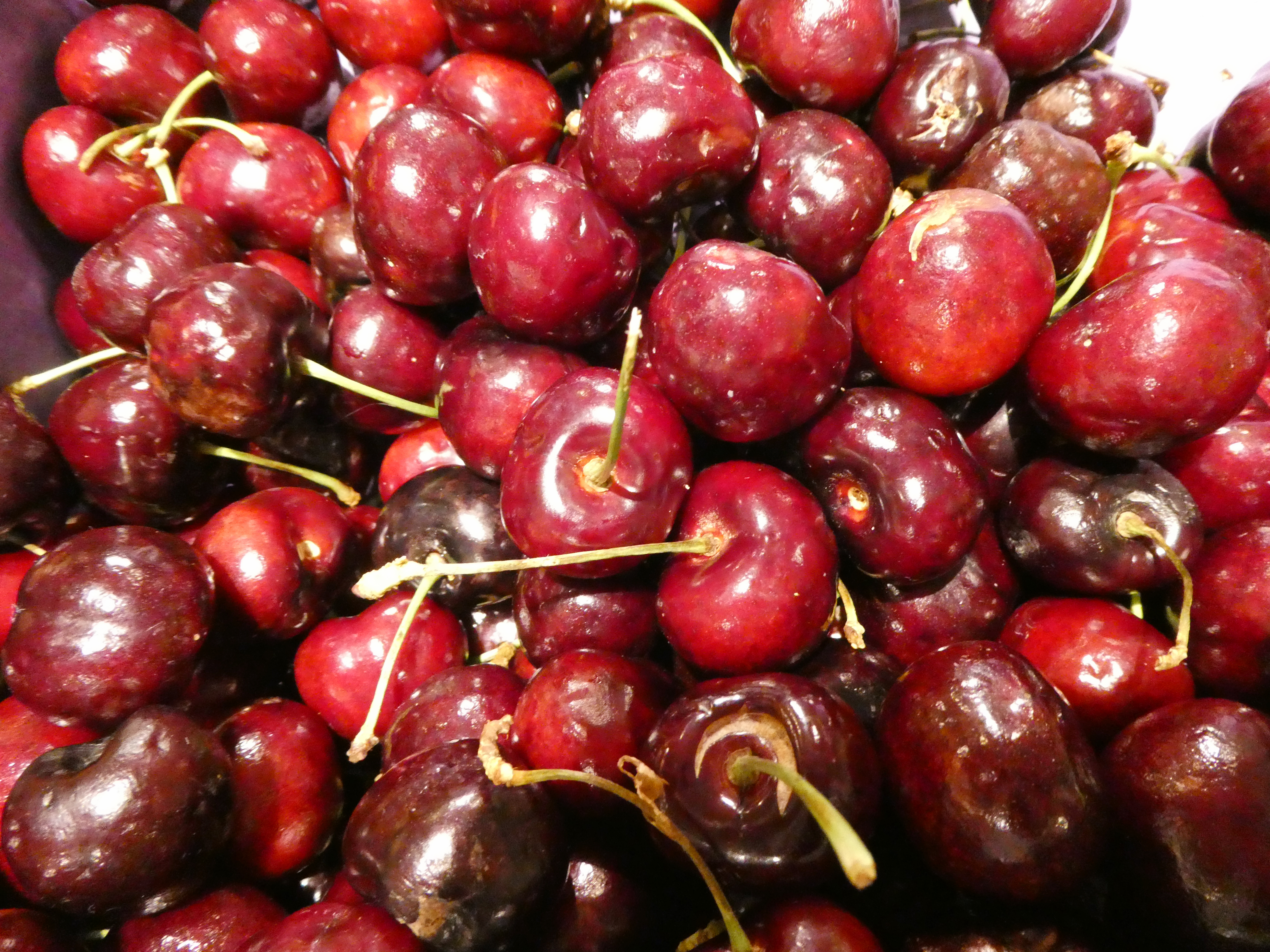 大量のチェリー
