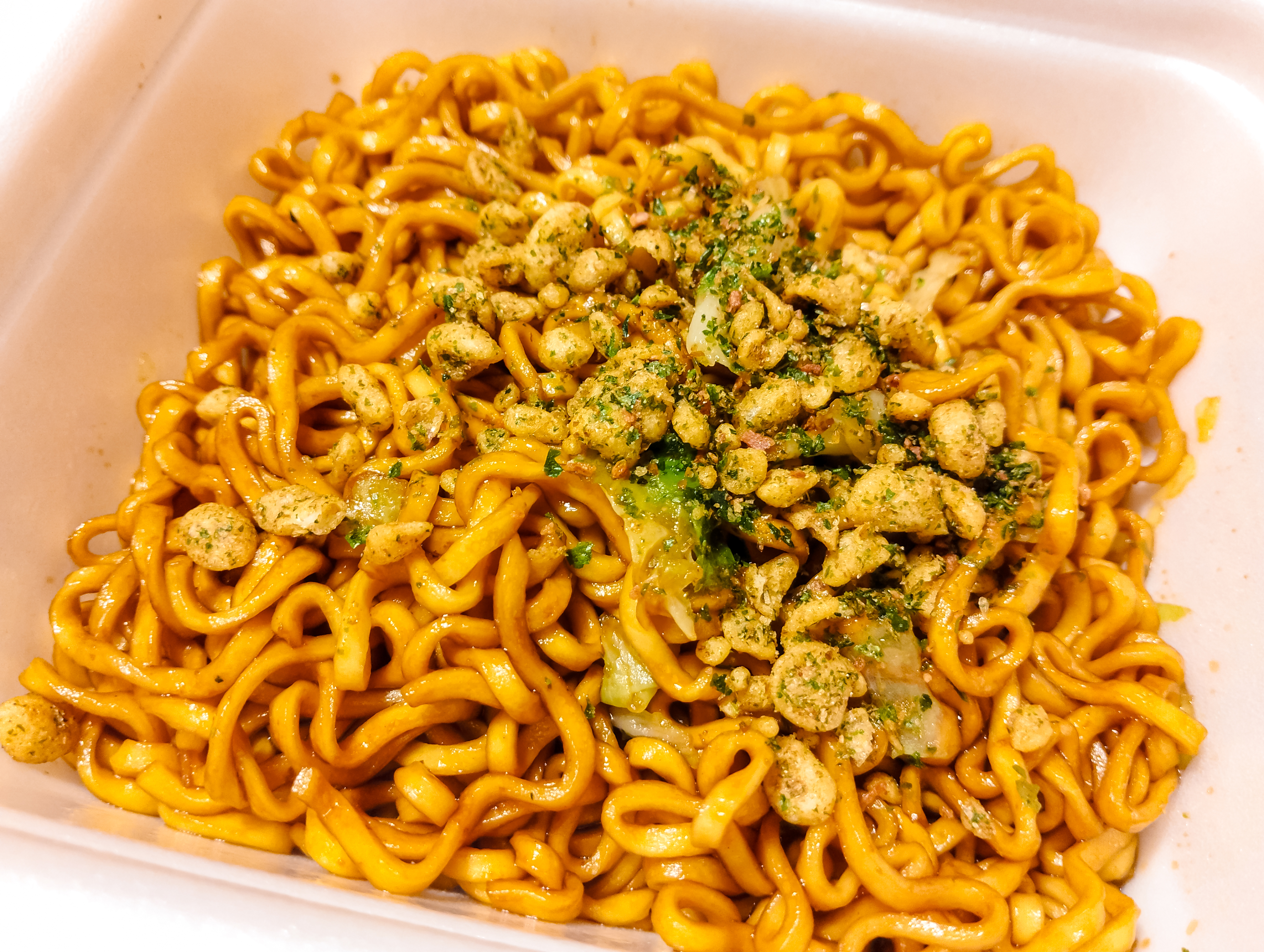 美味しそうな焼きそば・カップ麺