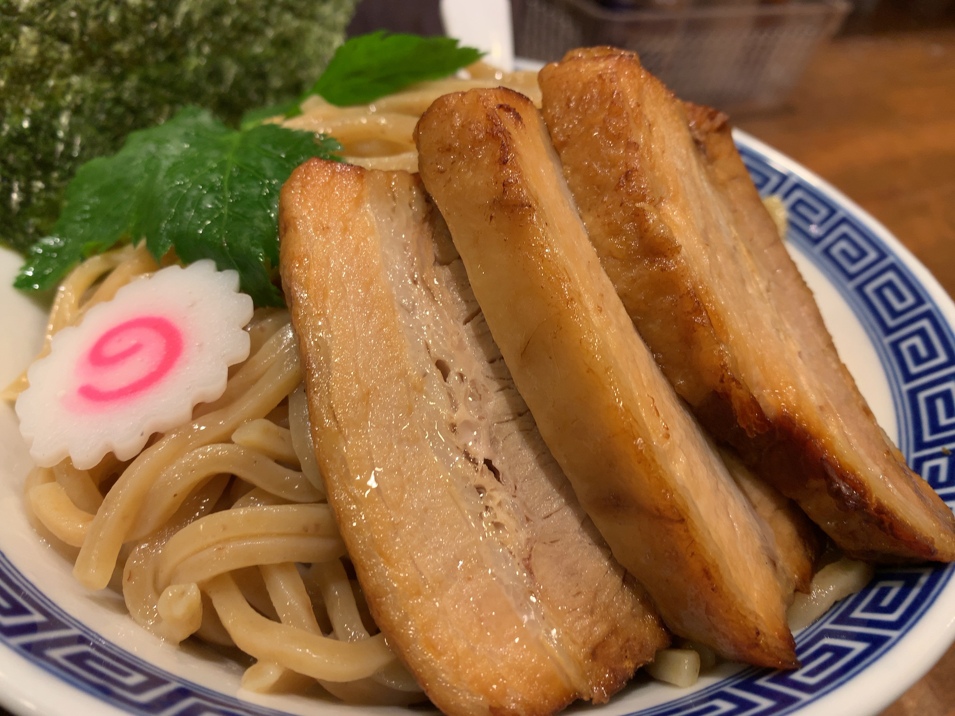 ボリュームたっぷりの煮豚