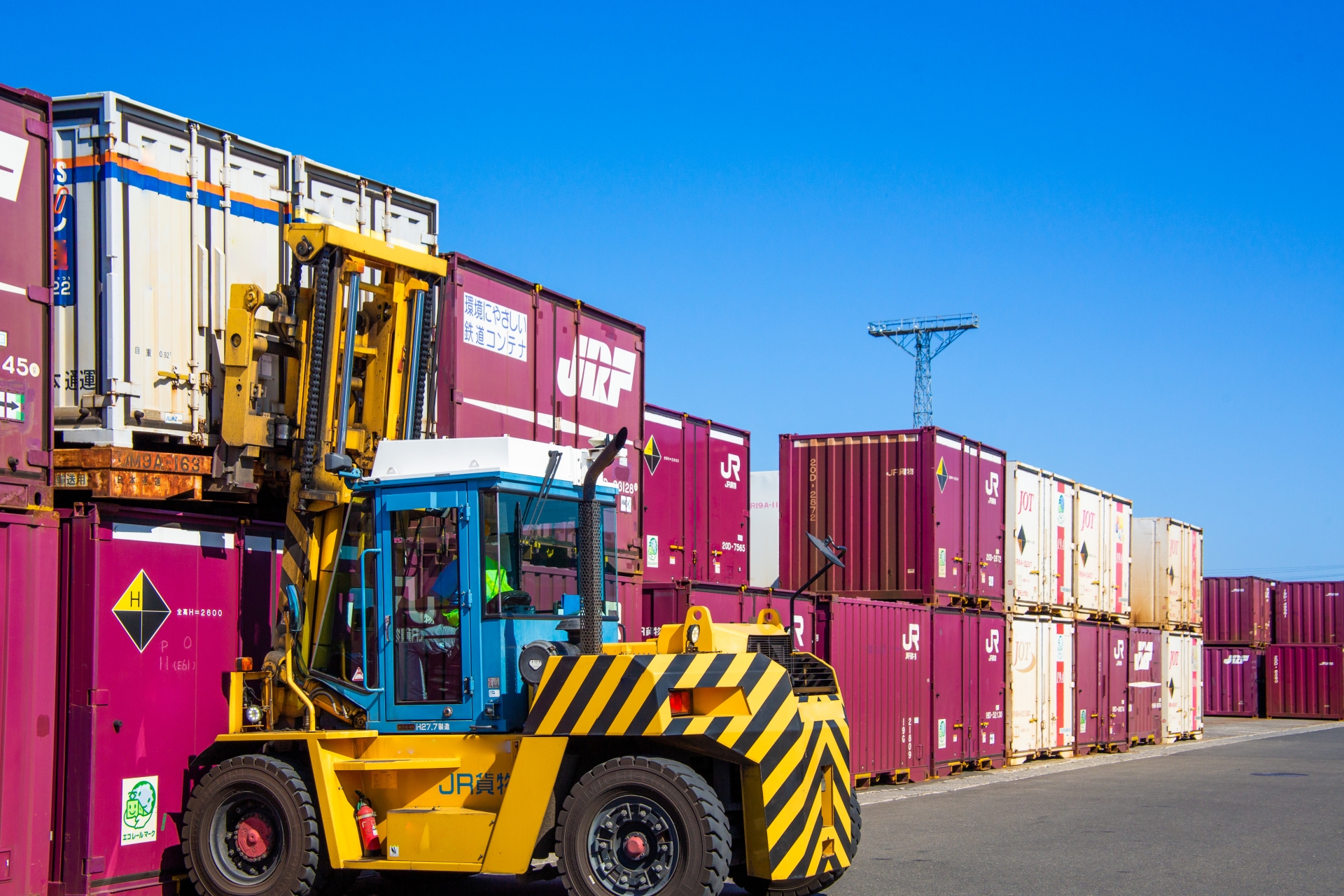 港でのコンテナ検査